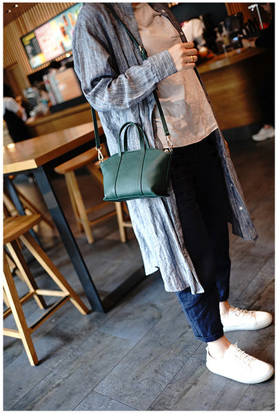 Taiwan Lee Kee Leather Goods Lee Kee original genuine leather handmade authentic cowhide dumplings genuine leather bag No. M1912 first layer cowhide bag leather original handmade genuine leather leather goods