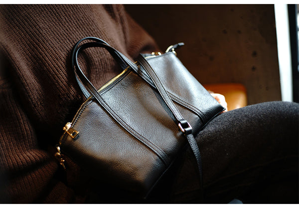 Taiwan Lee Kee Leather Goods Lee Kee original genuine leather handmade authentic cowhide dumplings genuine leather bag No. M1912 first layer cowhide bag leather original handmade genuine leather leather goods