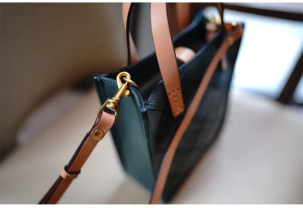 Taiwan Lee Kee Leather Goods Lee Kee Original handmade genuine leather Geometric なステッチ Shoulder oblique shoulder square bag No. M5502 First layer cowhide bag Leather Original handmade genuine leather Leather goods