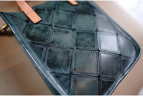 Taiwan Lee Kee Leather Goods Lee Kee Original handmade genuine leather Geometric なステッチ Shoulder oblique shoulder square bag No. M5502 First layer cowhide bag Leather Original handmade genuine leather Leather goods