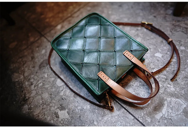 Taiwan Lee Kee Leather Goods Lee Kee original handmade leather geometric nasa square shoulder bag M5502 first layer cowhide bag leather original handmade leather leather goods