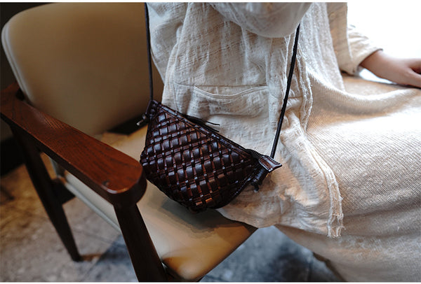 Taiwan Lee Kee Leather Goods Lee Kee original genuine leather handmade tree paste cow leather literary retro handwoven り shoulder bag M2015 first layer cowhide bag leather original handmade genuine leather leather goods