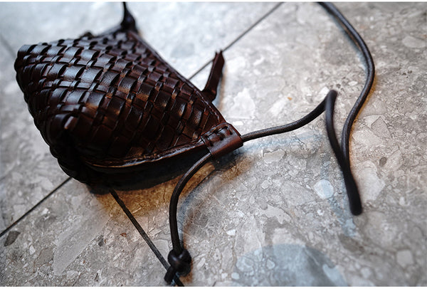 Taiwan Lee Kee Leather Goods Lee Kee original genuine leather handmade tree paste cow leather literary retro handwoven り shoulder bag M2015 first layer cowhide bag leather original handmade genuine leather leather goods