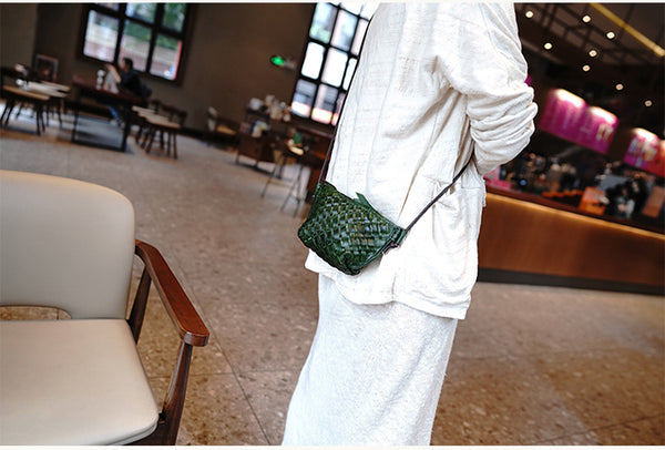 Taiwan Lee Kee Leather Goods Lee Kee original genuine leather handmade tree paste cow leather literary retro handwoven り shoulder bag M2015 first layer cowhide bag leather original handmade genuine leather leather goods