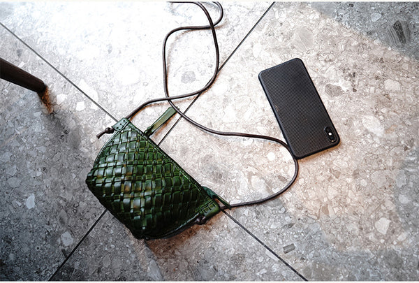 Taiwan Lee Kee Leather Goods Lee Kee original genuine leather handmade tree paste cow leather literary retro handwoven り shoulder bag M2015 first layer cowhide bag leather original handmade genuine leather leather goods