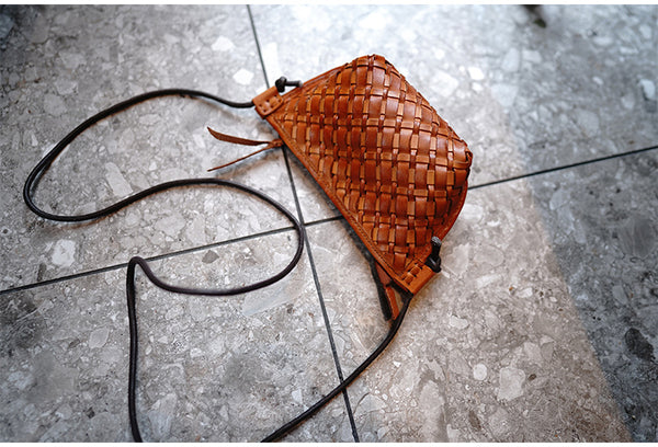 Taiwan Lee Kee Leather Goods Lee Kee original genuine leather handmade tree paste cow leather literary retro handwoven り shoulder bag M2015 first layer cowhide bag leather original handmade genuine leather leather goods