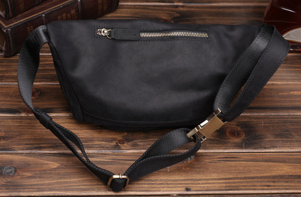 Taiwan Lee Kee Leather Goods Lee Kee original handmade leather European and American retro multi-compartment outdoor casual chest bag No. 0016 original handmade leather leather goods