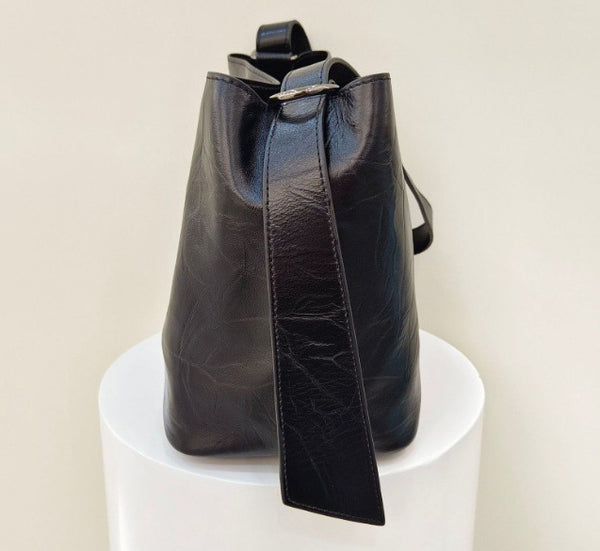 台灣李記皮具 李記 原創真皮手工 高級感 手抓紋 三角設計の手提包1182號原創手工真皮 皮件