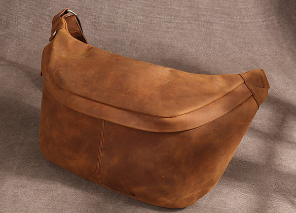 台灣李記皮具 李記 原創真皮手工 日韓 多機能瘋馬皮大容量胸包03321號原創手工真皮 皮件