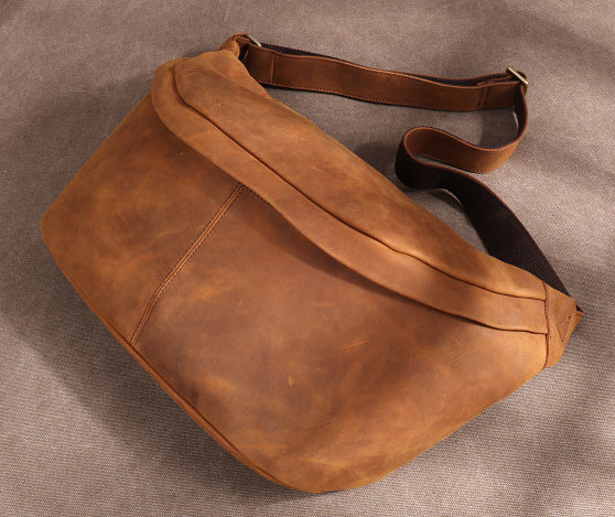 台灣李記皮具 李記 原創真皮手工 日韓 多機能瘋馬皮大容量胸包03321號原創手工真皮 皮件