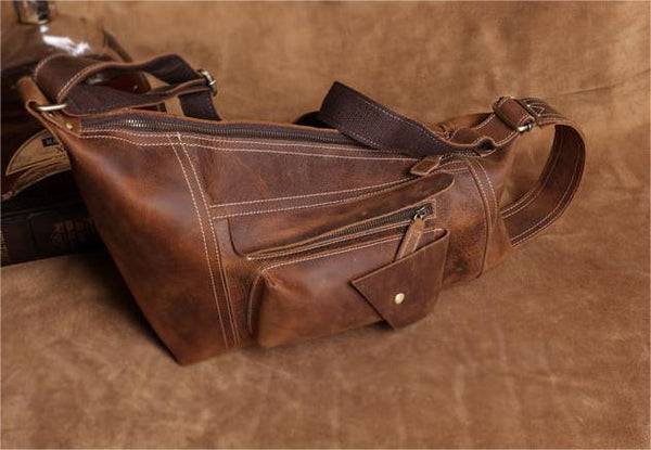 台灣李記皮具 李記 原創真皮手工 厳選のか瘋馬皮騎行機車旅行包0558號原創手工真皮 皮件