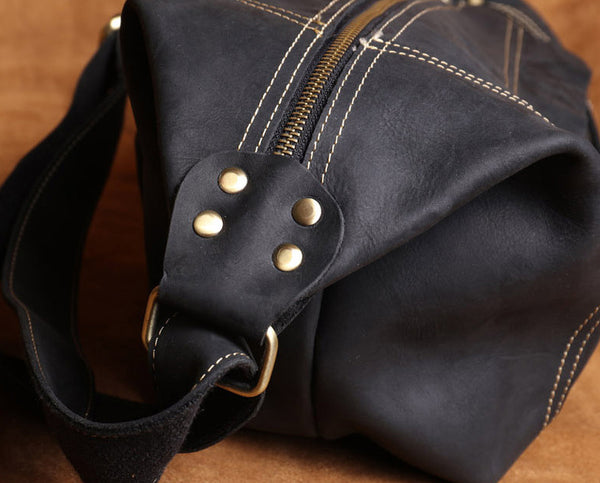 台灣李記皮具 李記 原創真皮手工 厳選のか瘋馬皮騎行機車旅行包0558號原創手工真皮 皮件