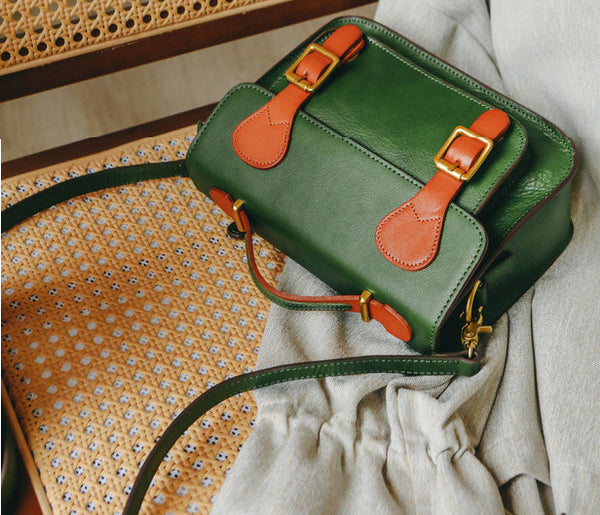 Taiwan Lee Kee Leather Goods Lee Kee Original Handmade Leather European and American Vintage Vegetable Tanned Cow Leather Messenger Bag No. 11040 Original Handmade Leather Leather Goods