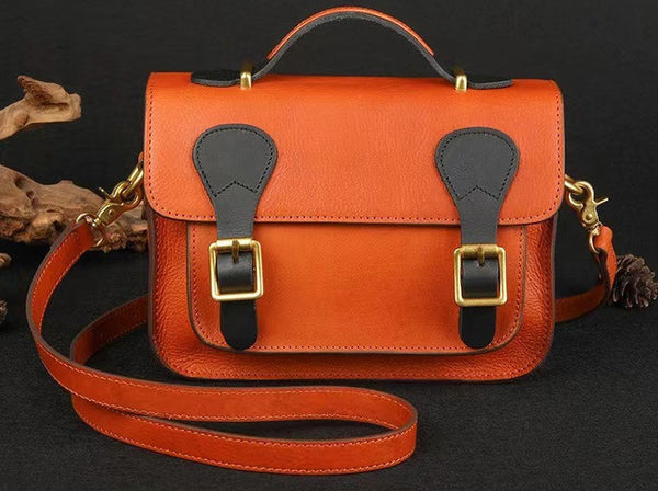 Taiwan Lee Kee Leather Goods Lee Kee Original Handmade Leather European and American Vintage Vegetable Tanned Cow Leather Messenger Bag No. 11040 Original Handmade Leather Leather Goods