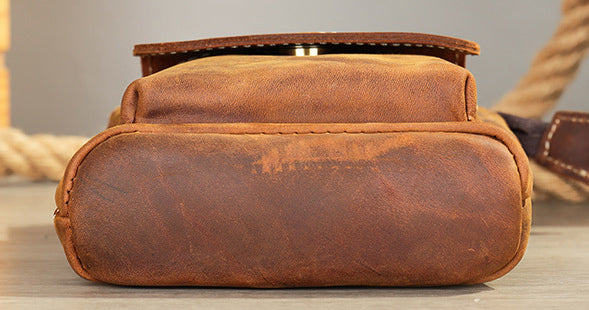 台灣李記皮具 李記 原創真皮手工 瘋馬皮(穿皮帶)多機能掛包1333號原創手工真皮 皮件