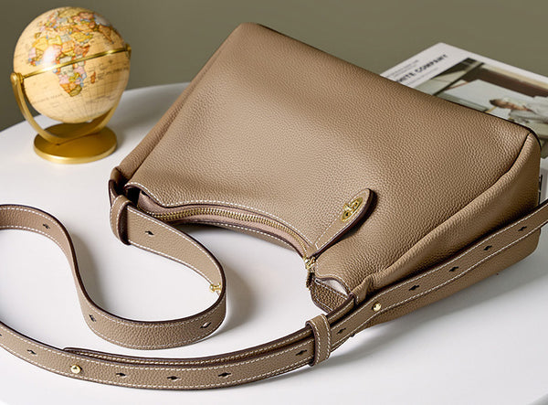 台灣李記皮具 李記 原創真皮手工 高級感本革女性バ脇バッグ大気バッ2106號原創手工真皮 皮件