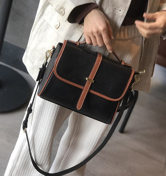 Taiwan Lee Kee Leather Goods Lee Kee original handmade genuine leather unique and simple top layer leather portable messenger bag No. 22004 original handmade genuine leather leather goods