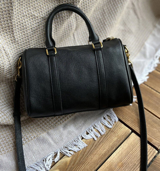 台灣李記皮具 李記 原創真皮手工 經典 復古休閒 寬肩帶枕頭包22408號原創手工真皮 皮件