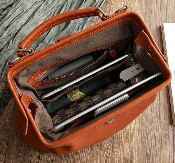 台灣李記皮具 李記 原創真皮手工 植鞣樹膏皮 手工擦色 手提醫生包32051號原創手工真皮 皮件