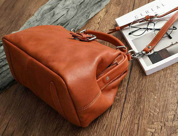 台灣李記皮具 李記 原創真皮手工 植鞣樹膏皮 手工擦色 手提醫生包32051號原創手工真皮 皮件