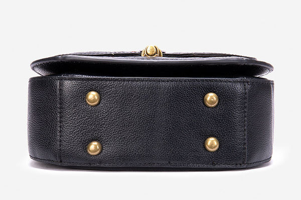 台灣李記皮具 李記 原創真皮手工 柔らかく繊細な寬肩帶拼接包331號原創手工真皮 皮件