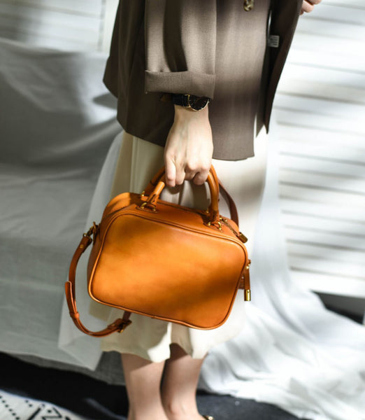 台灣李記皮具 李記 原創真皮手工 四季を通じて背負う手提包355號原創手工真皮 皮件