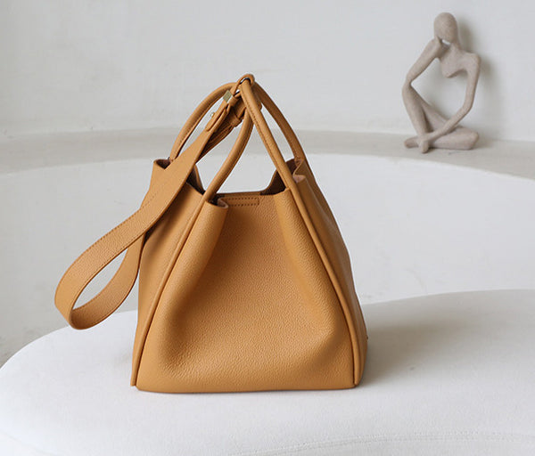 Taiwan Lee Kee Leather Goods Lee Kee original handmade leather soft and glutinous casual casual simple leather bucket bag No. 5126 original handmade leather goods