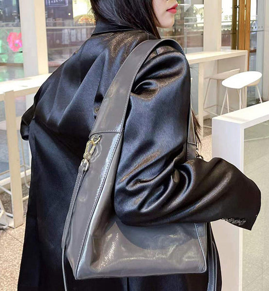 Taiwan Lee Kee Leather Goods Lee Kee original handmade genuine leather light luxury oil wax leather high-end bucket bag No. 5226 original handmade genuine leather leather goods