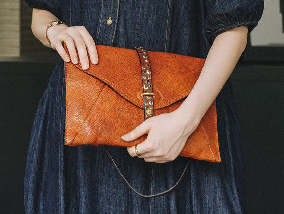 Taiwan Lee Kee Leather Goods Lee Kee original genuine leather handmade Italian handmade cowhide textured envelope bag No. 6640 original handmade genuine leather leather goods