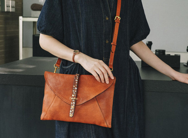 Taiwan Lee Kee Leather Goods Lee Kee original genuine leather handmade Italian handmade cowhide textured envelope bag No. 6640 original handmade genuine leather leather goods