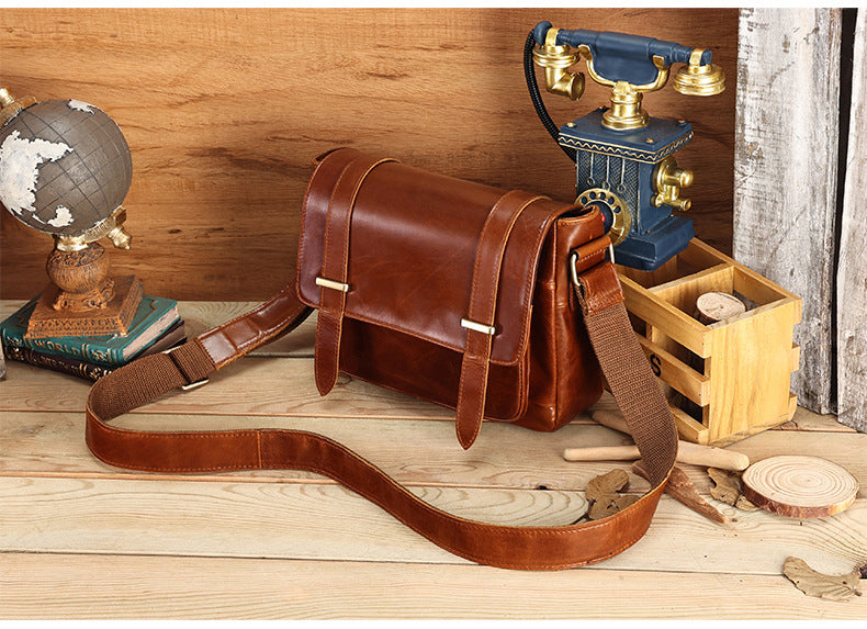 Taiwan Lee Kee Leather Goods Lee Kee original handmade leather oiled leather レザー messenger bag No. 6689 first layer cowhide bag leather original handmade genuine leather leather goods