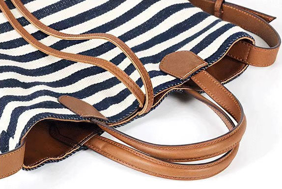 Taiwan Lee Kee Leather Goods Lee Kee original handmade genuine leather dual-purpose soft cowhide canvas tote bag full of design sense No. 80391 original handmade genuine leather leather goods