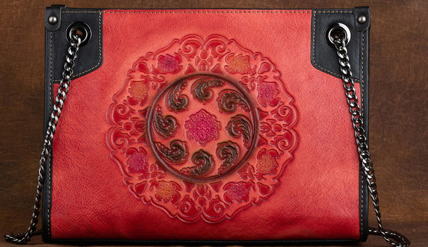 台灣李記皮具 李記 原創真皮手工 立體りっ壓花ボス質感通勤包8100號原創手工真皮 皮件