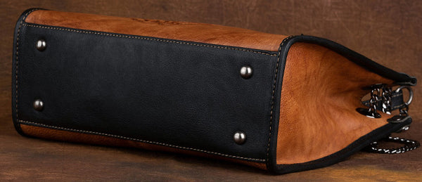 台灣李記皮具 李記 原創真皮手工 立體りっ壓花ボス質感通勤包8100號原創手工真皮 皮件