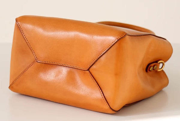 台灣李記皮具 李記 原創真皮手工 小總設計ド植鞣の手提包825號原創手工真皮 皮件