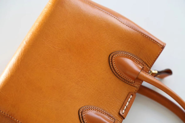 台灣李記皮具 李記 原創真皮手工 小總設計ド植鞣の手提包825號原創手工真皮 皮件