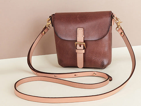 台灣李記皮具 李記 原創真皮手工 植なめし皮レトロ復古手機包8890號原創手工真皮 皮件