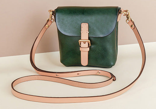 台灣李記皮具 李記 原創真皮手工 植なめし皮レトロ復古手機包8890號原創手工真皮 皮件