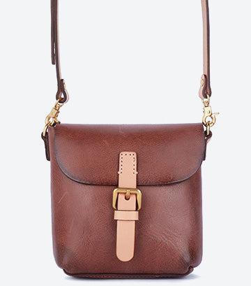 台灣李記皮具 李記 原創真皮手工 植なめし皮レトロ復古手機包8890號原創手工真皮 皮件