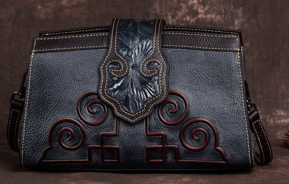 Taiwan Lee Kee Leather Goods Lee Kee Original Handmade หนังแท้ Rubbed Colored Flip Small Square Bag No. 9033 หนังแท้ทำด้วยมือของแท้ Leather Goods