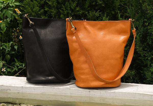 Taiwan Lee Kee Leather Goods Lee Kee original handmade genuine leather high-end large-capacity cowhide leather commuter tote bag No. 9300 original handmade genuine leather leather goods