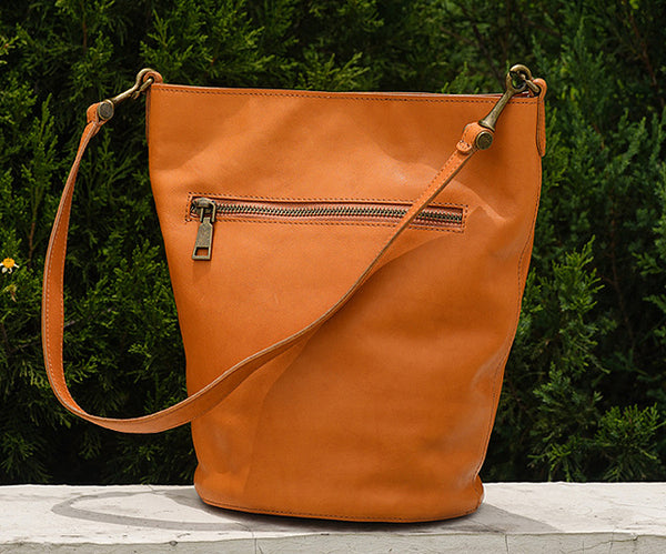 Taiwan Lee Kee Leather Goods Lee Kee original handmade genuine leather high-end large-capacity cowhide leather commuter tote bag No. 9300 original handmade genuine leather leather goods