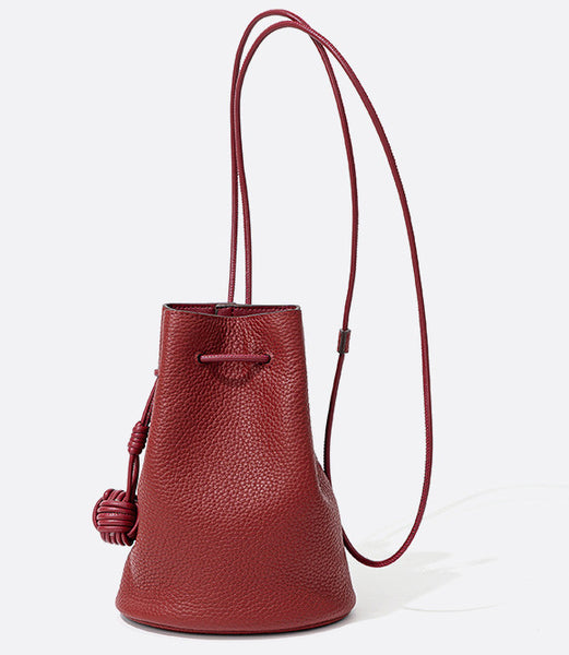 Taiwan Lee Kee Leather Goods Lee Kee original handmade leather Korean style simple first-layer cowhide drawstring bucket bag No. 9697 original handmade leather goods