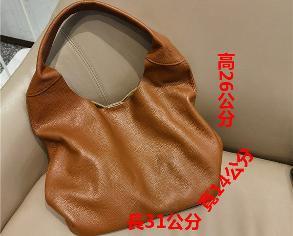 Taiwan Lee Kee Leather Goods Lee Kee original handmade genuine leather soft cowhide ット simple bucket-shaped tote bag No. F161 original handmade genuine leather leather goods