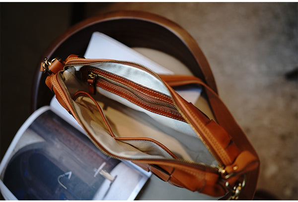 Taiwan Lee Kee Leather Goods Lee Kee original genuine leather handmade weaving style vegetable tanned cow leather niche retro high-end armpit bag No. M106 first layer cowhide leather bag leather original handmade genuine leather leather goods