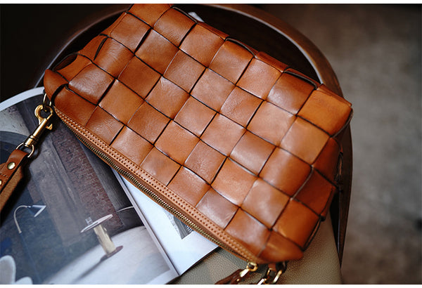 Taiwan Lee Kee Leather Goods Lee Kee original genuine leather handmade weaving style vegetable tanned cow leather niche retro high-end armpit bag No. M106 first layer cowhide leather bag leather original handmade genuine leather leather goods