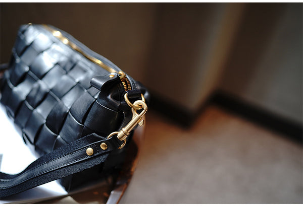 Taiwan Lee Kee Leather Goods Lee Kee original genuine leather handmade weaving style vegetable tanned cow leather niche retro high-end armpit bag No. M106 first layer cowhide leather bag leather original handmade genuine leather leather goods