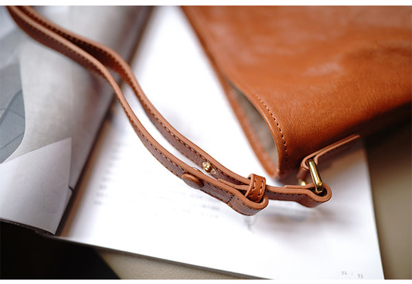 Taiwan Lee Kee Leather Goods Lee Kee original genuine leather handmade soft の下の women's bag crossbody shoulder bucket bag No. M1915 first layer cowhide bag leather original handmade leather leather goods