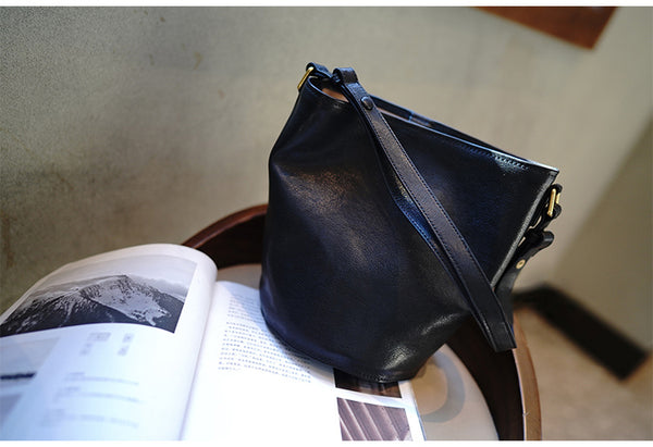 Taiwan Lee Kee Leather Goods Lee Kee original genuine leather handmade soft の下の women's bag crossbody shoulder bucket bag No. M1915 first layer cowhide bag leather original handmade leather leather goods