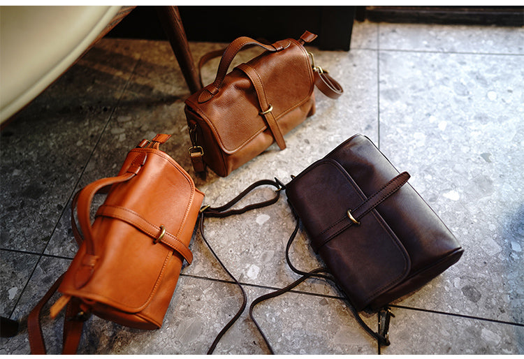 Taiwan Lee Kee Leather Goods Lee Kee original handmade genuine leather 帯 decorated with り人気のelements long horizontal square messenger bag No. M1055 first layer cowhide leather bag leather original handmade genuine leather leather goods